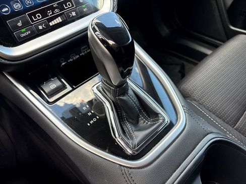 Certified 2025 Subaru Outback Premium AWD/4WD image 28