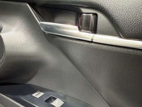 Used 2020 Toyota Camry TRD FWD image 13