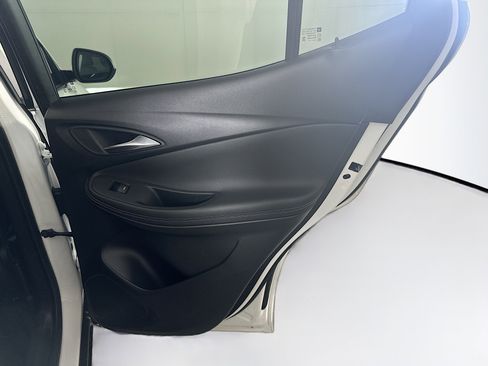 Used 2025 Buick Encore GX Preferred image 28