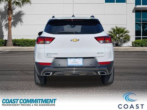 Used 2023 Chevrolet TrailBlazer ACTIV w/ Sun and Liftgate Package FWD image 7
