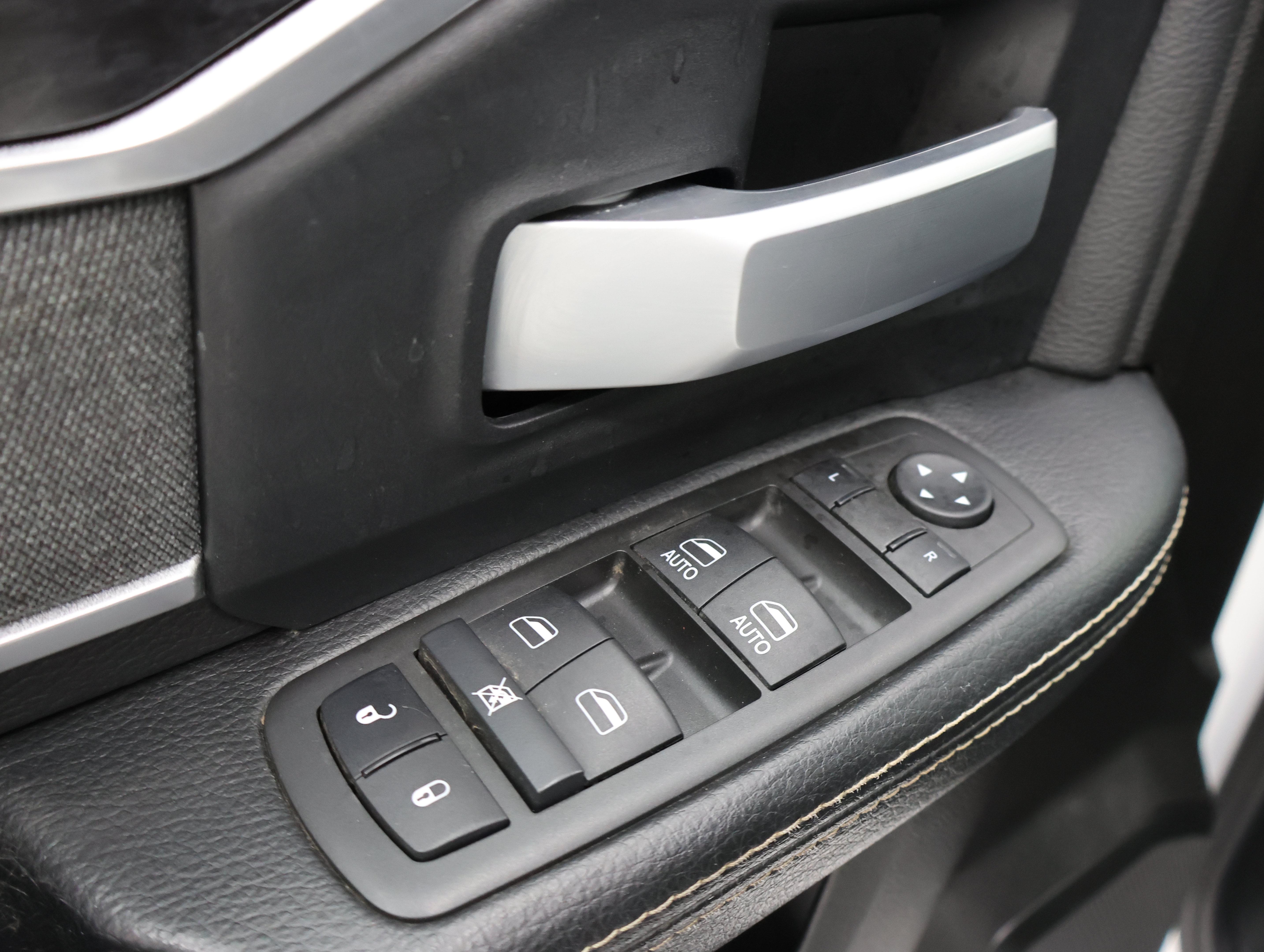 Used 2022 RAM 2500 Big Horn w/ Level C Equiment Group AWD/4WD image 42