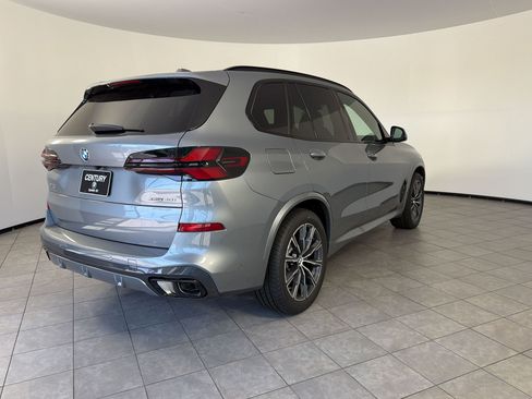 New 2026 BMW X5 xDrive40i w/ M Sport Package AWD/4WD image 9
