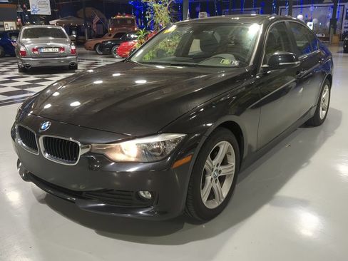 Used 2015 BMW 320i xDrive Sedan AWD/4WD image 1