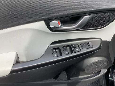 Used 2023 Hyundai Kona SEL w/ Convenience Package image 13