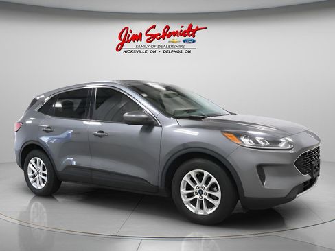 Used 2021 Ford Escape SE w/ Convenience Package image 2