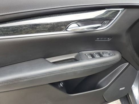 Used 2021 Cadillac XT5 Premium Luxury FWD image 19