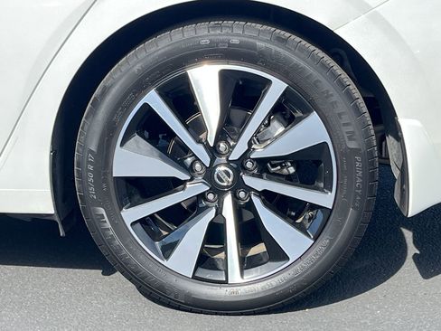 Certified 2023 Nissan Sentra SV w/ SV Premium Package image 11