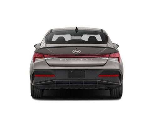 New 2026 Hyundai Elantra Sport image 5
