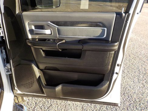 Used 2022 RAM 2500 Big Horn image 28