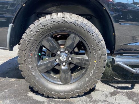 Used 2014 RAM 1500 Express w/ Black Ram 1500 Express Group image 22