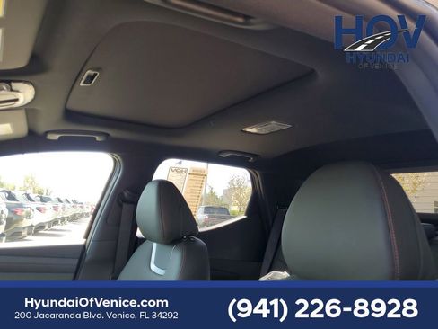 New 2025 Hyundai Santa Cruz Limited AWD/4WD image 8