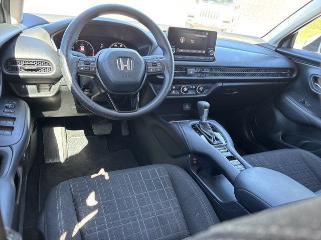 Used 2025 Honda HR-V LX image 14