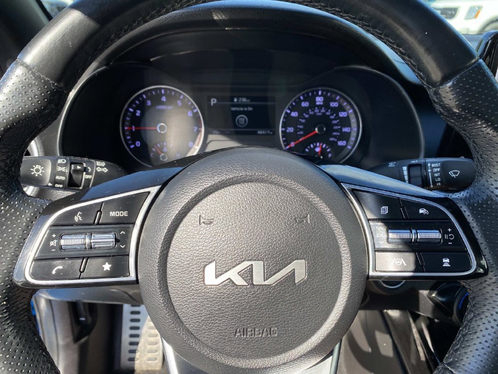 Used 2023 Kia Forte GT-Line w/ GT-Line Premium Package FWD image 15