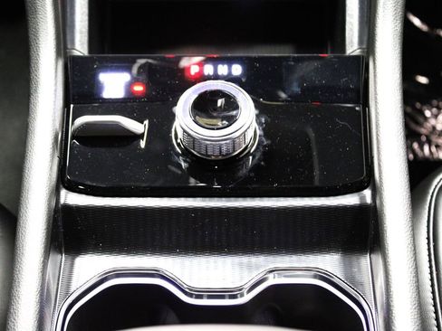 New 2025 Jeep Grand Cherokee Limited w/ Luxury Tech Group II image 21