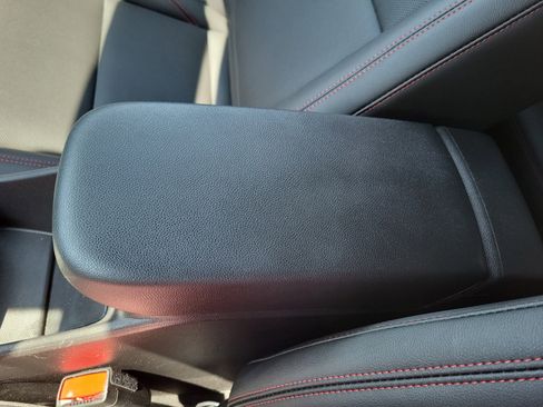 Used 2025 Chevrolet Trax RS w/ Driver Confidence Package image 24