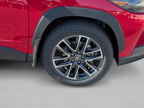 New 2026 Toyota Corolla Cross XLE image 5