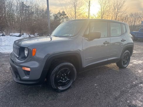 Used 2020 Jeep Renegade Sport image 4