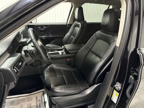 Used 2023 Lincoln Aviator AWD image 20