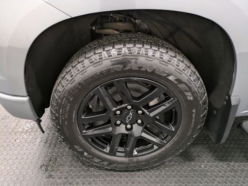 Used 2024 Chevrolet Silverado 1500 RST AWD/4WD image 7