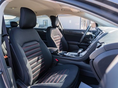 Used 2013 Ford Fusion SE image 20