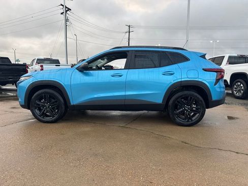 New 2026 Chevrolet Trax ACTIV w/ Driver Confidence Package image 2