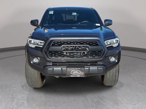 Used 2022 Toyota Tacoma TRD Off-Road w/ TRD Premium Off Road Package AWD/4WD image 3