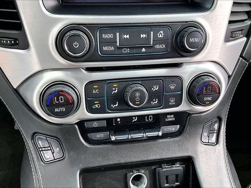 Used 2017 GMC Yukon SLT w/ Premium Edition image 31