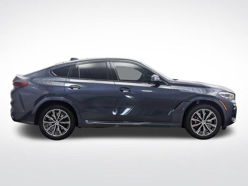 Used 2022 BMW X6 M50i w/ Premium Package AWD/4WD image 6