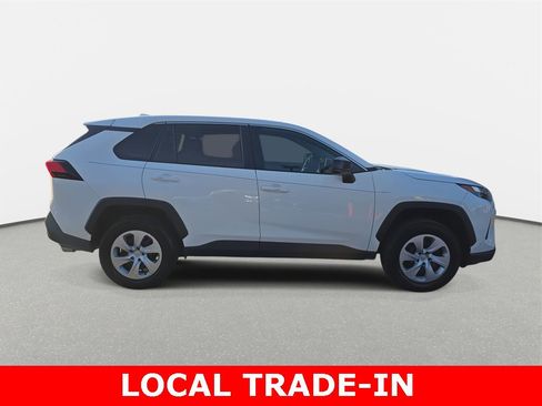 Used 2024 Toyota RAV4 LE image 4