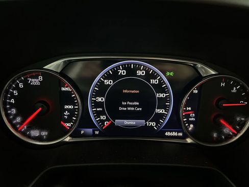 Used 2019 Chevrolet Blazer Premier w/ Sun and Wheels Package image 12