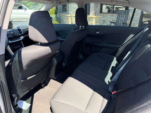 Used 2015 Honda Accord Sport image 7