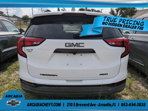 Used 2021 GMC Terrain SLT w/ Elevation Edition AWD/4WD image 4