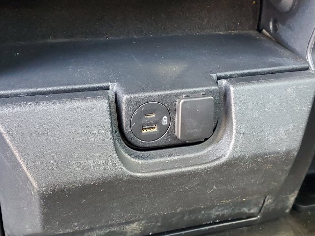 Used 2021 Ford F150 4x4 SuperCrew image 29