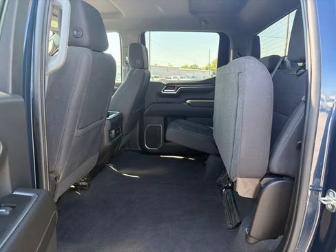 Used 2023 Chevrolet Silverado 1500 LT AWD/4WD image 29