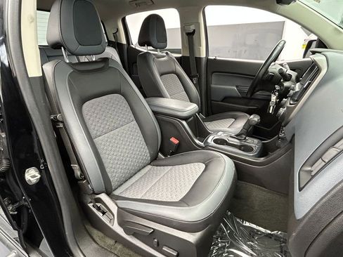 Used 2018 Chevrolet Colorado Z71 image 43