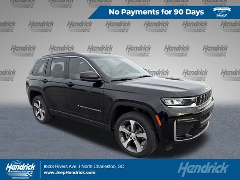 New 2026 Jeep Grand Cherokee Limited RWD image 1