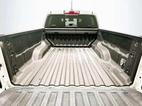 Used 2023 GMC Canyon AT4 w/ AT4 Premium Package AWD/4WD image 27