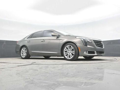 Used 2019 Cadillac XTS Luxury FWD image 27