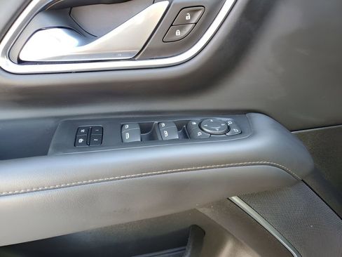 Used 2021 Chevrolet Tahoe Z71 w/ Luxury Package image 25