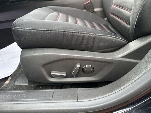 Used 2016 Ford Fusion SE image 16