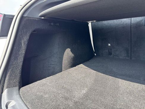 Used 2023 Tesla Model Y AWD image 37