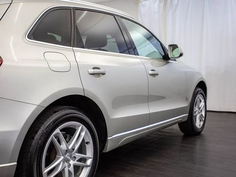 Used 2017 Audi Q5 2.0T Premium Plus image 33