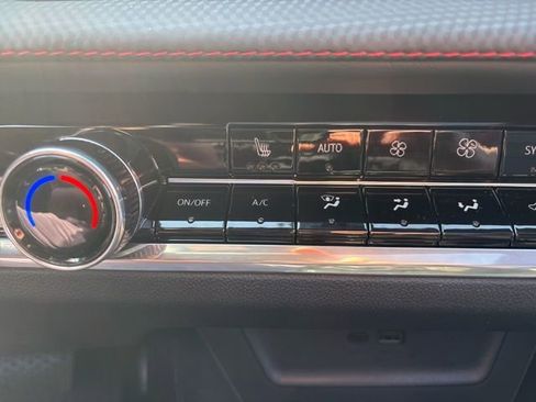 New 2026 Chevrolet Equinox RS w/ LPO, Floor Liner Package AWD/4WD image 38