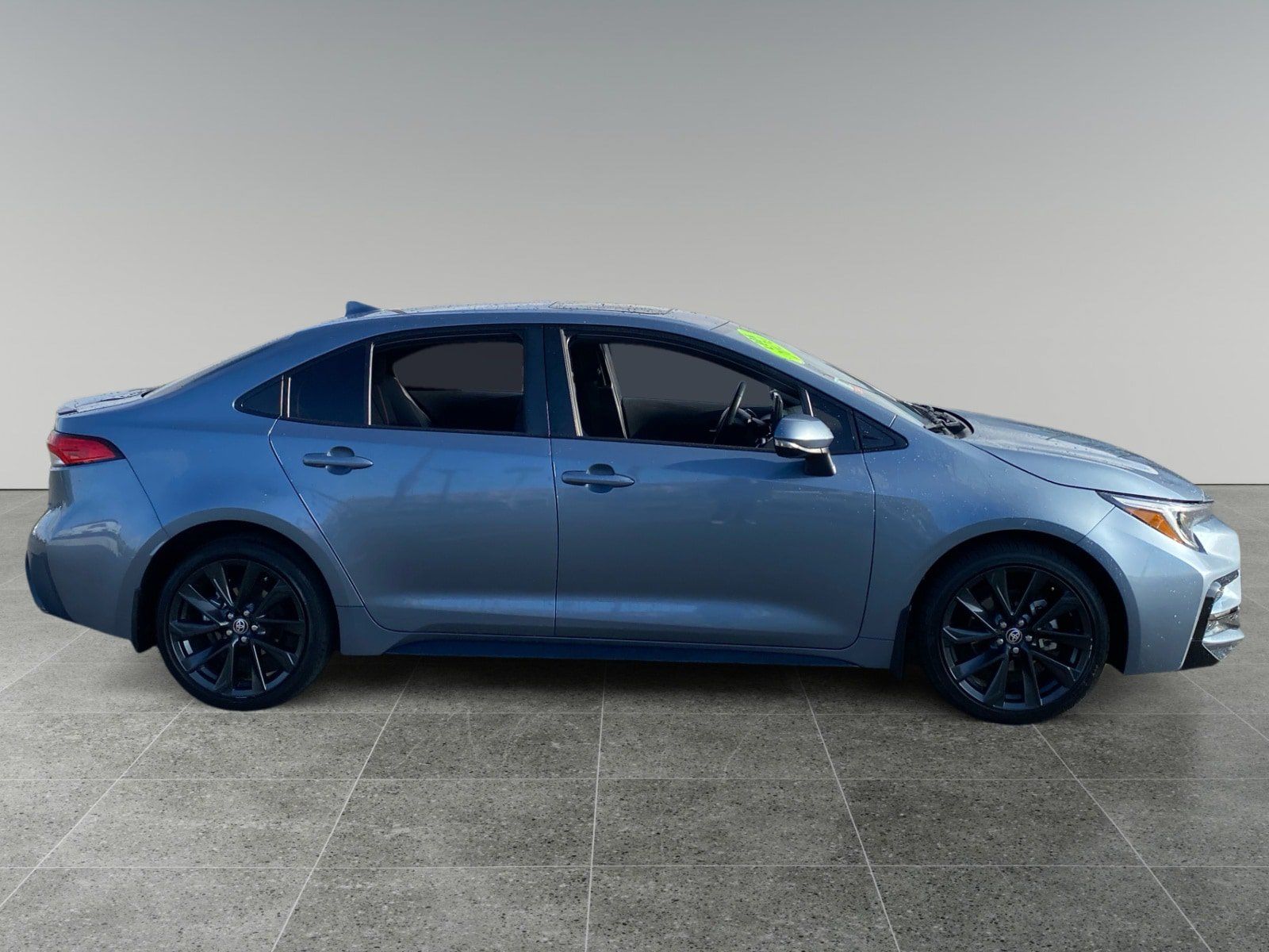 Used 2024 Toyota Corolla SE w/ SE Package FWD image 6