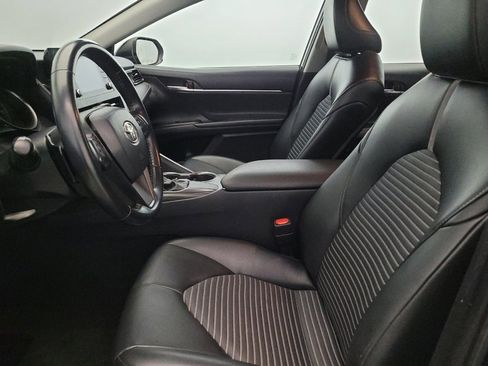 Used 2021 Toyota Camry SE image 17