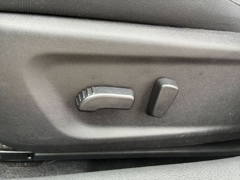 Used 2025 Nissan Altima 2.5 SV image 22