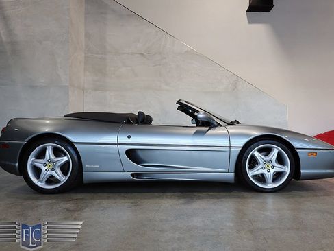 Used 1997 Ferrari F355 Spider RWD image 17