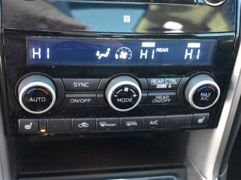 Used 2020 Subaru Ascent Limited w/ Technology Package image 39