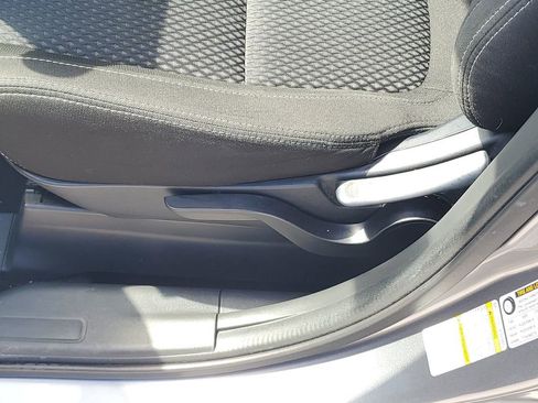 Used 2017 Mitsubishi Outlander ES FWD image 16