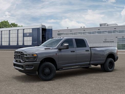 New 2026 RAM 3500 Tradesman AWD/4WD image 3